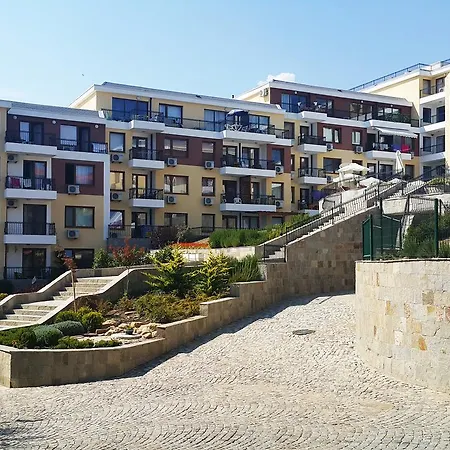 Aparthotel Buena Vista In Garden Of Eden Sveti Vlas